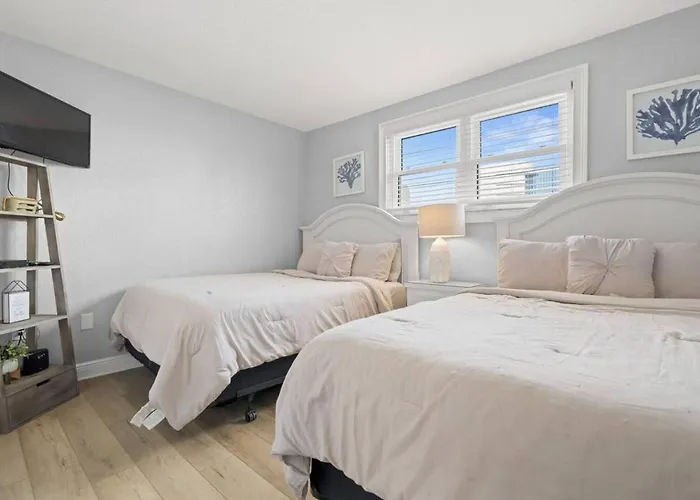 Apartment Centrally Located 3-bed I Walk Everywhere Clearwater Beach