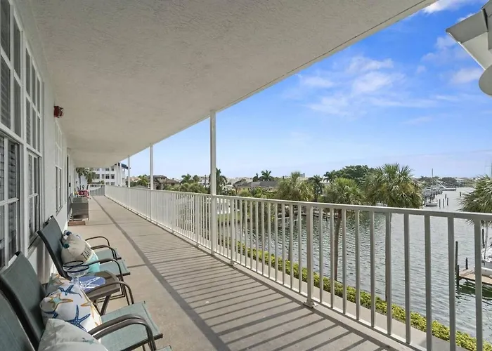 Apartment Centrally Located 3-bed I Walk Everywhere Clearwater Beach
